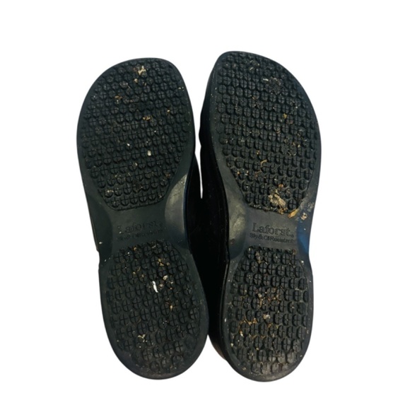 La Forst Cater II Kitchen Grade Oil and slip Resistant (From Fanshawe culinary) - Picture 6 of 9